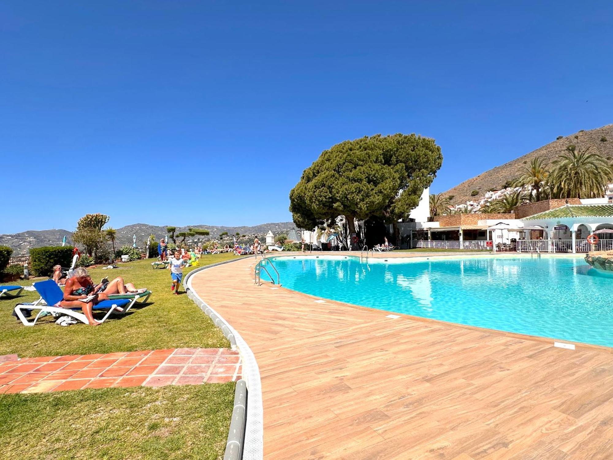Hibiscus 7 San Juan De Capistrano Daire Nerja Dış mekan fotoğraf